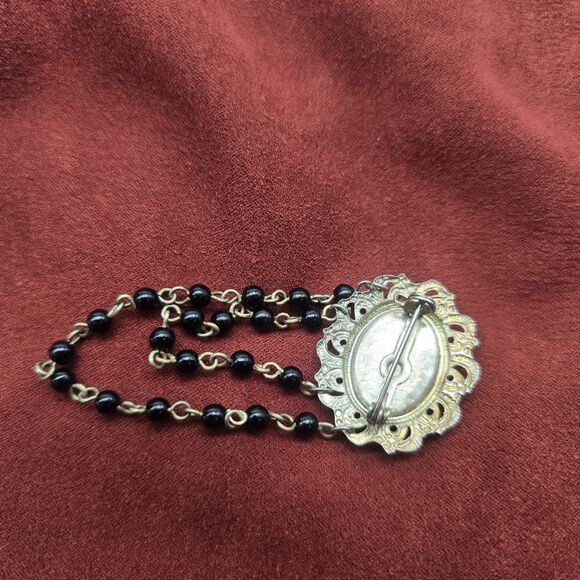 Vintage Victorian Revival Brooch Gold Tone Dangle Chain Beaded Black Stone Oval - Picture 4 of 5